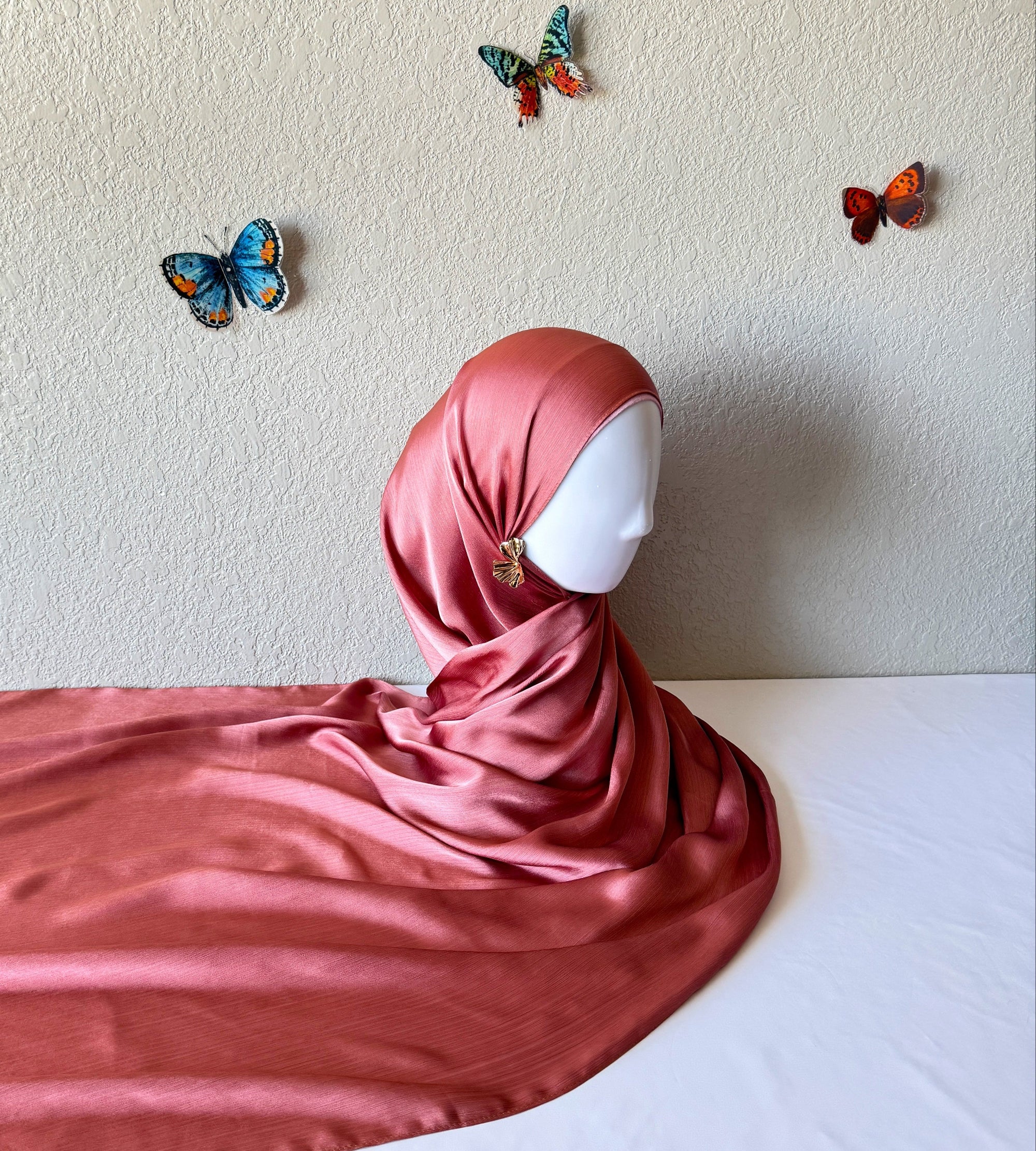 ♡ Crinkle Satin Hijab ♡