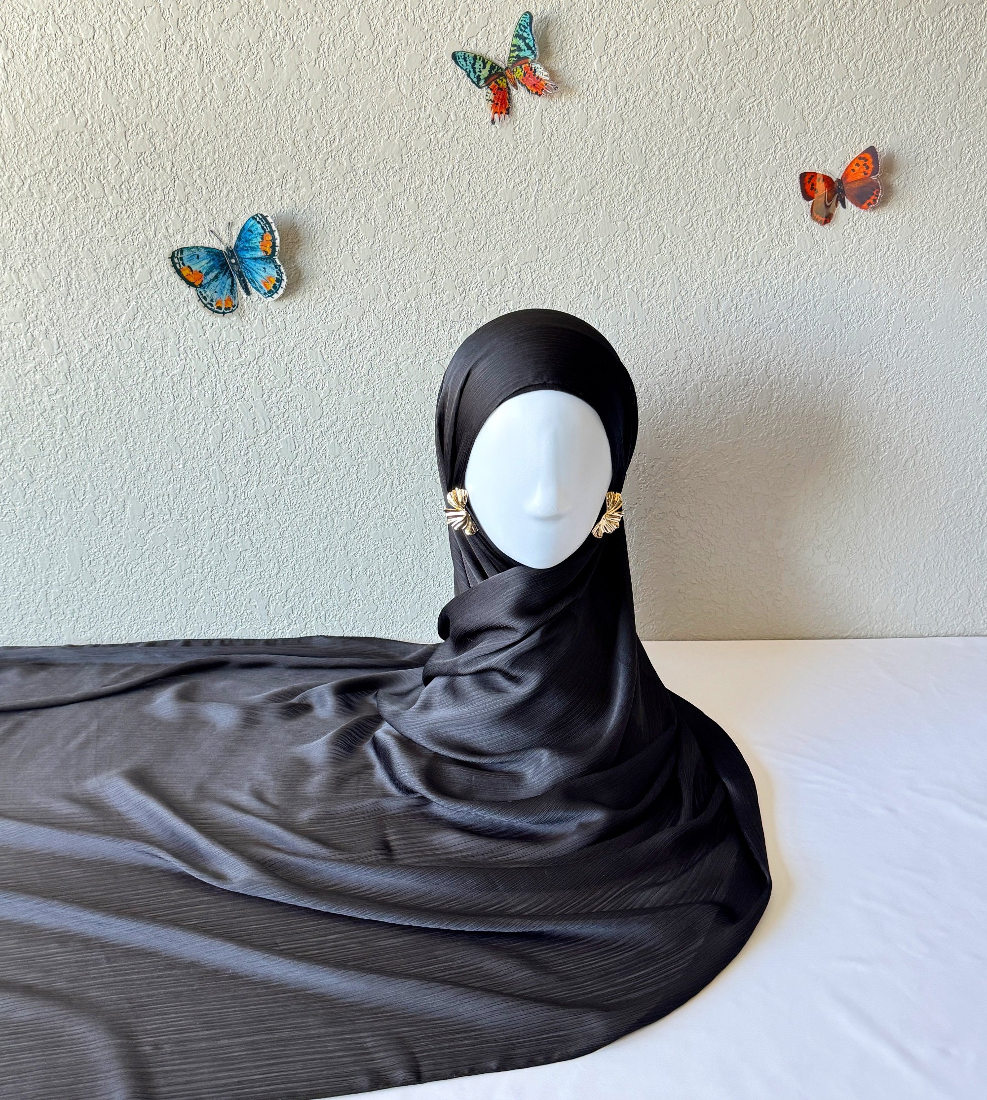 ♡ Crinkle Satin Hijab ♡