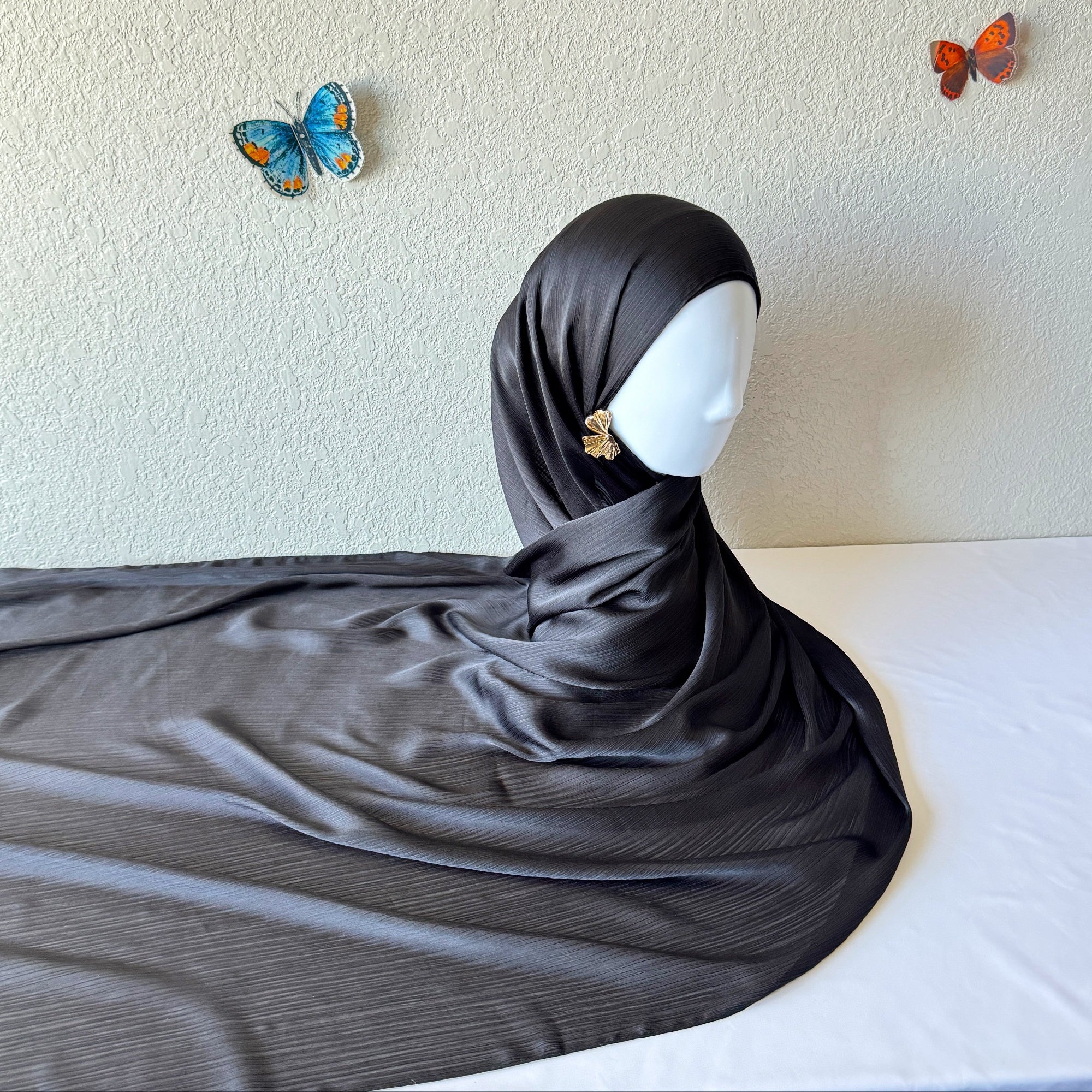 ♡ Crinkle Satin Hijab ♡