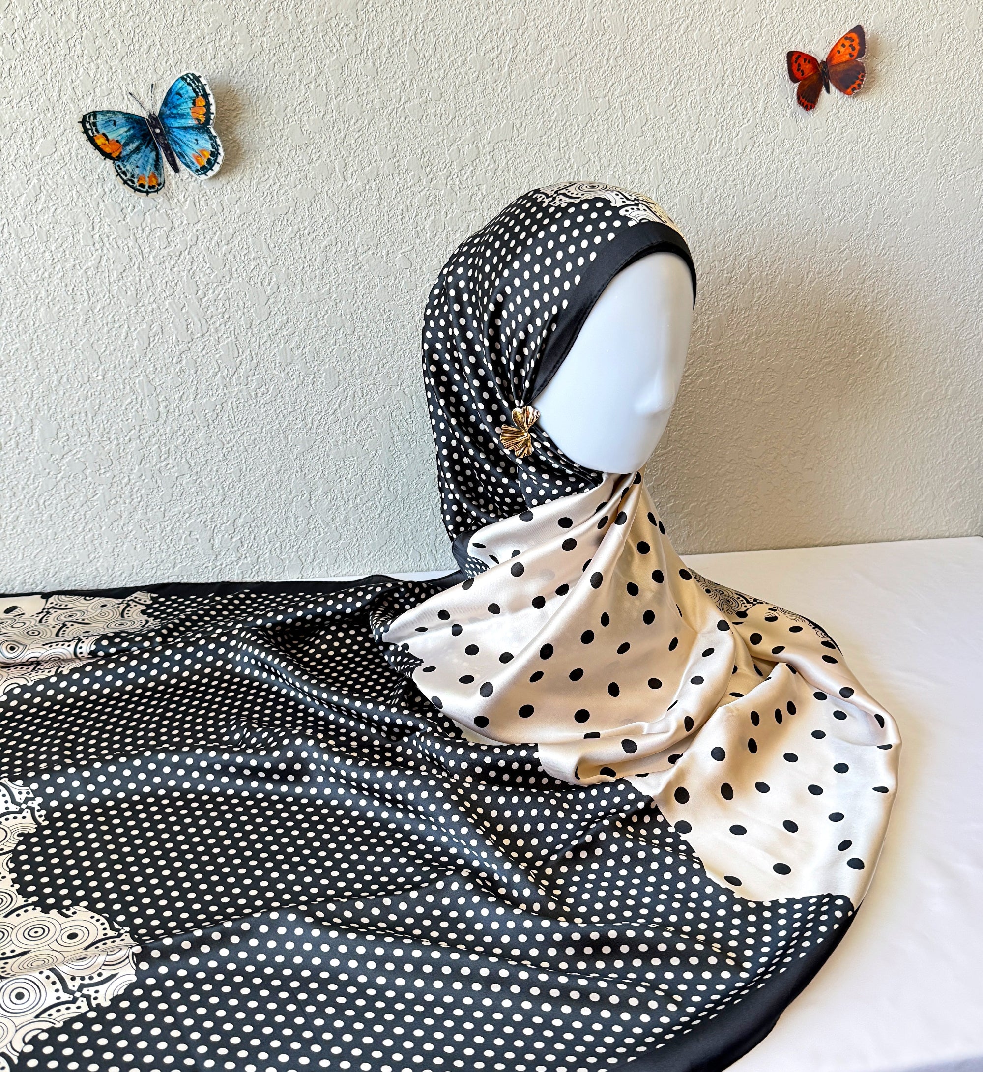 ♡Premium Polka Dot Satin Hijab♡