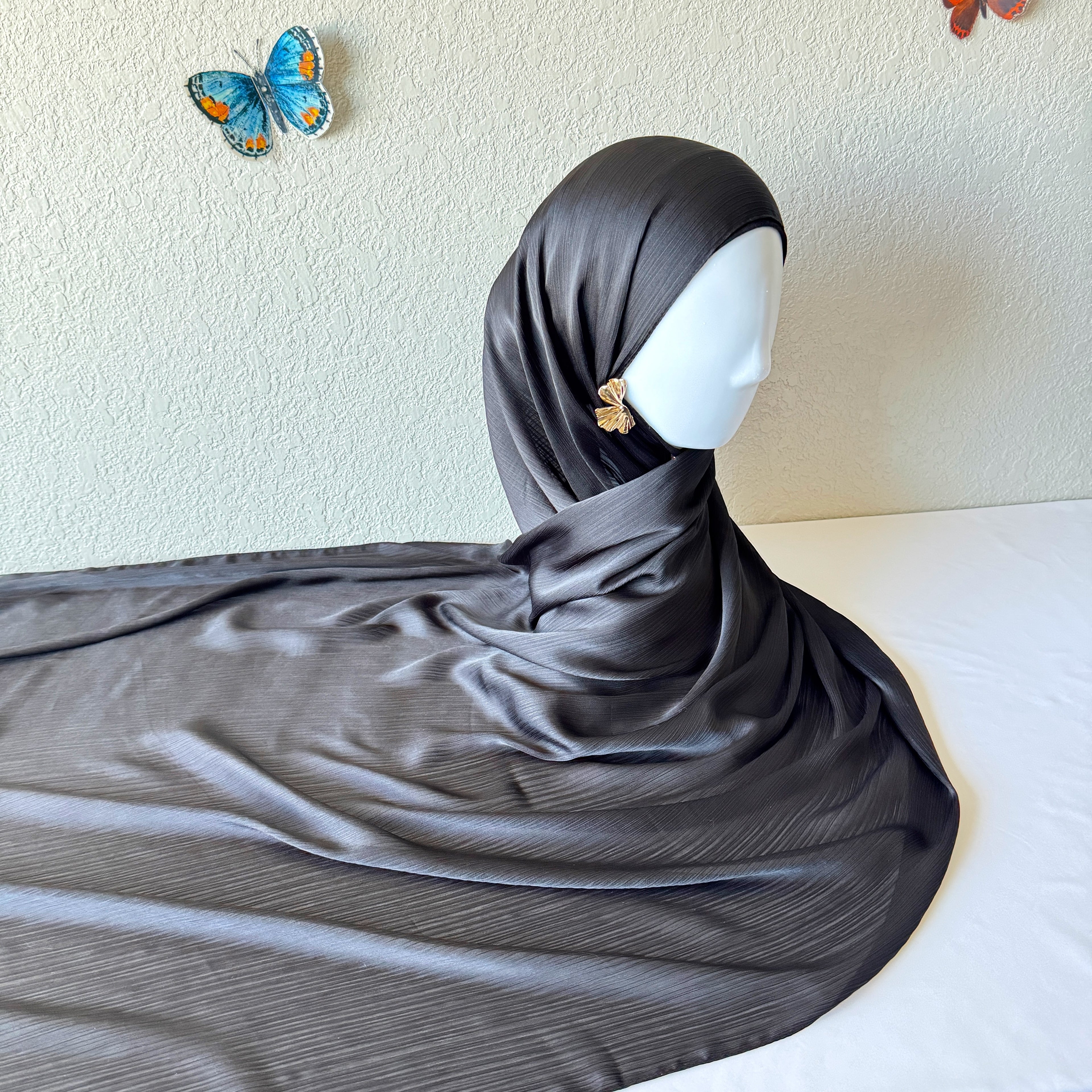 ♡ Crinkle Satin Hijab ♡
